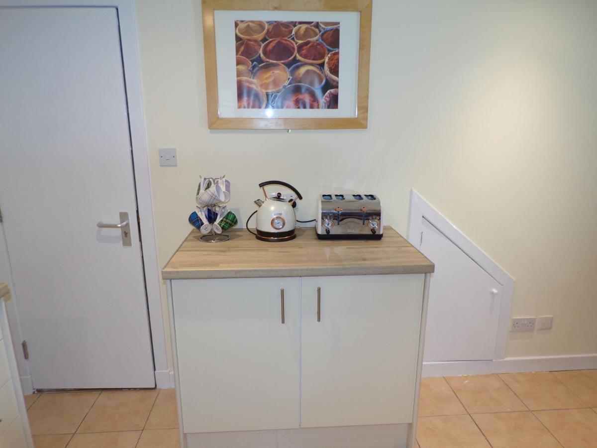 Whinstone Holiday Home In Falkland - Sleeps 8 Εξωτερικό φωτογραφία