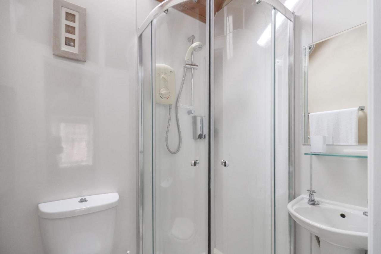 Whinstone Holiday Home In Falkland - Sleeps 8 Εξωτερικό φωτογραφία