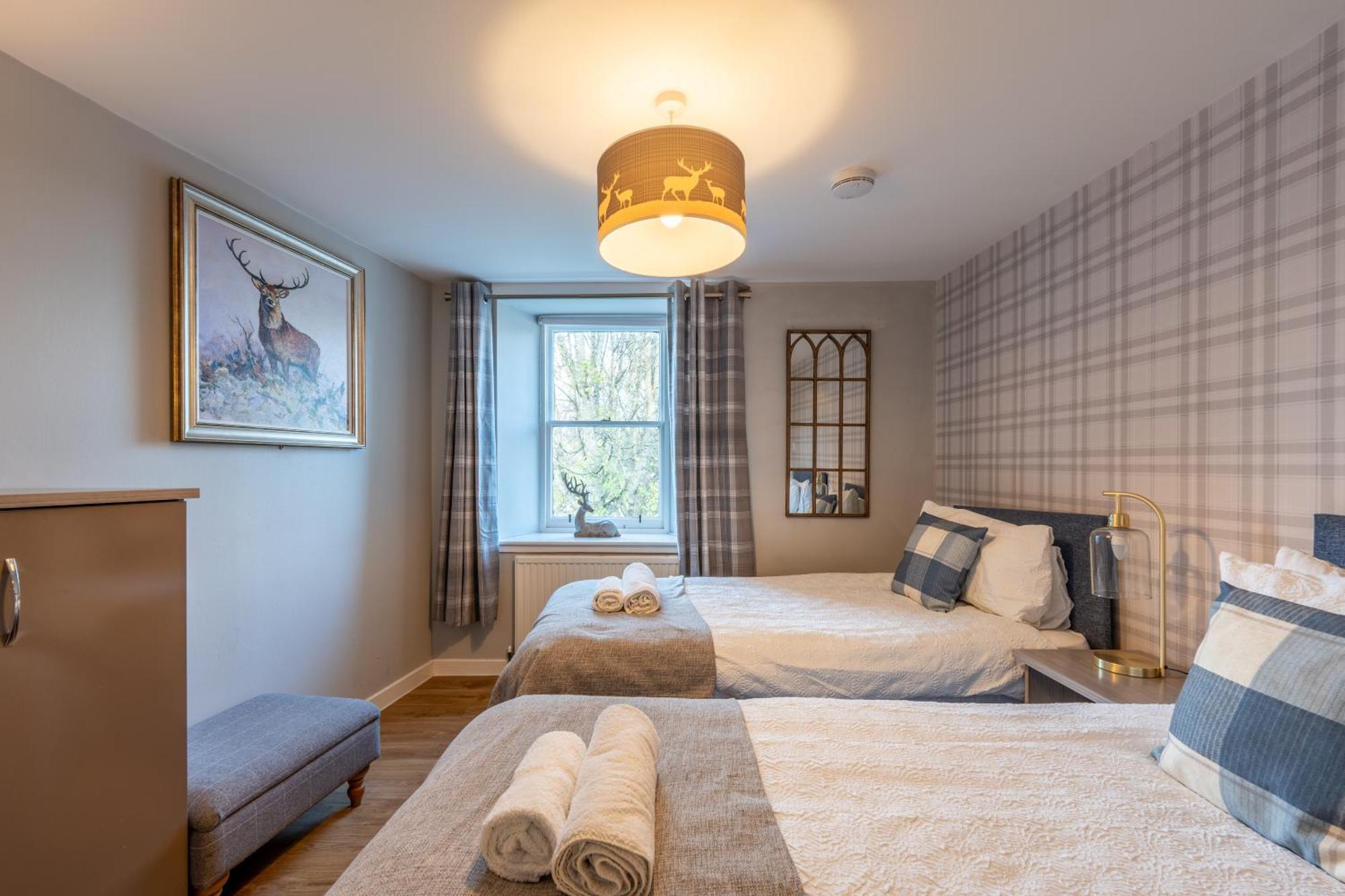 Whinstone Holiday Home In Falkland - Sleeps 8 Εξωτερικό φωτογραφία